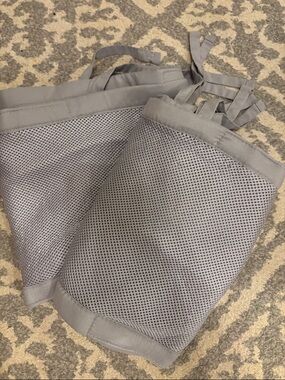 Breathable baby mesh crib liner gray